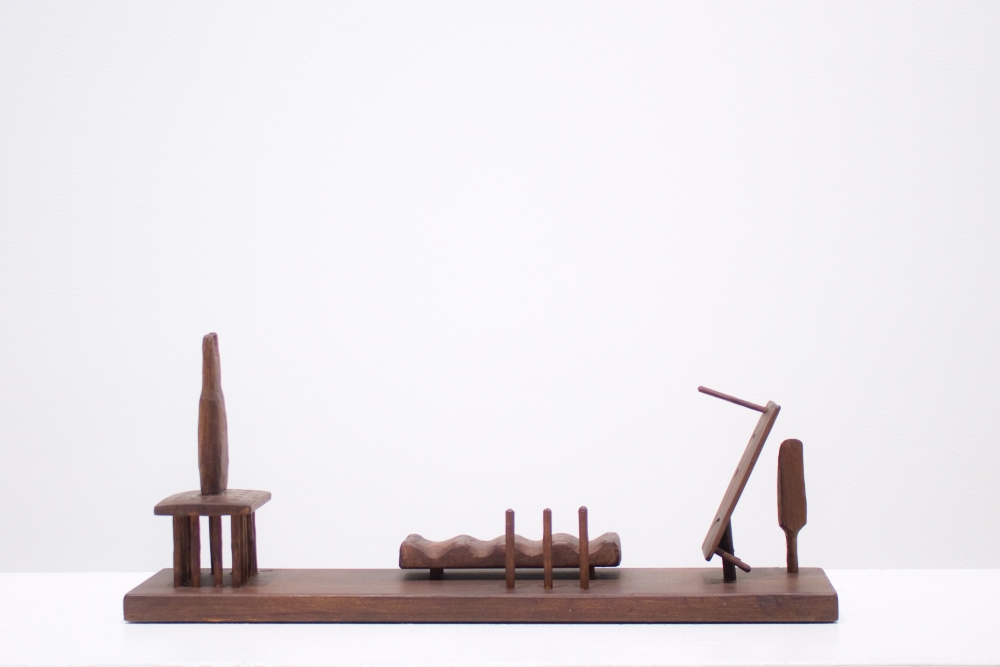 Jeremy Anderson, Untitled, 1953. Redwood, 19 x 5 x 8 inches.